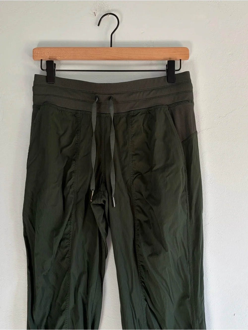 Lululemon Dance Studio Mid-Rise Jogger Full Length Legacy Green